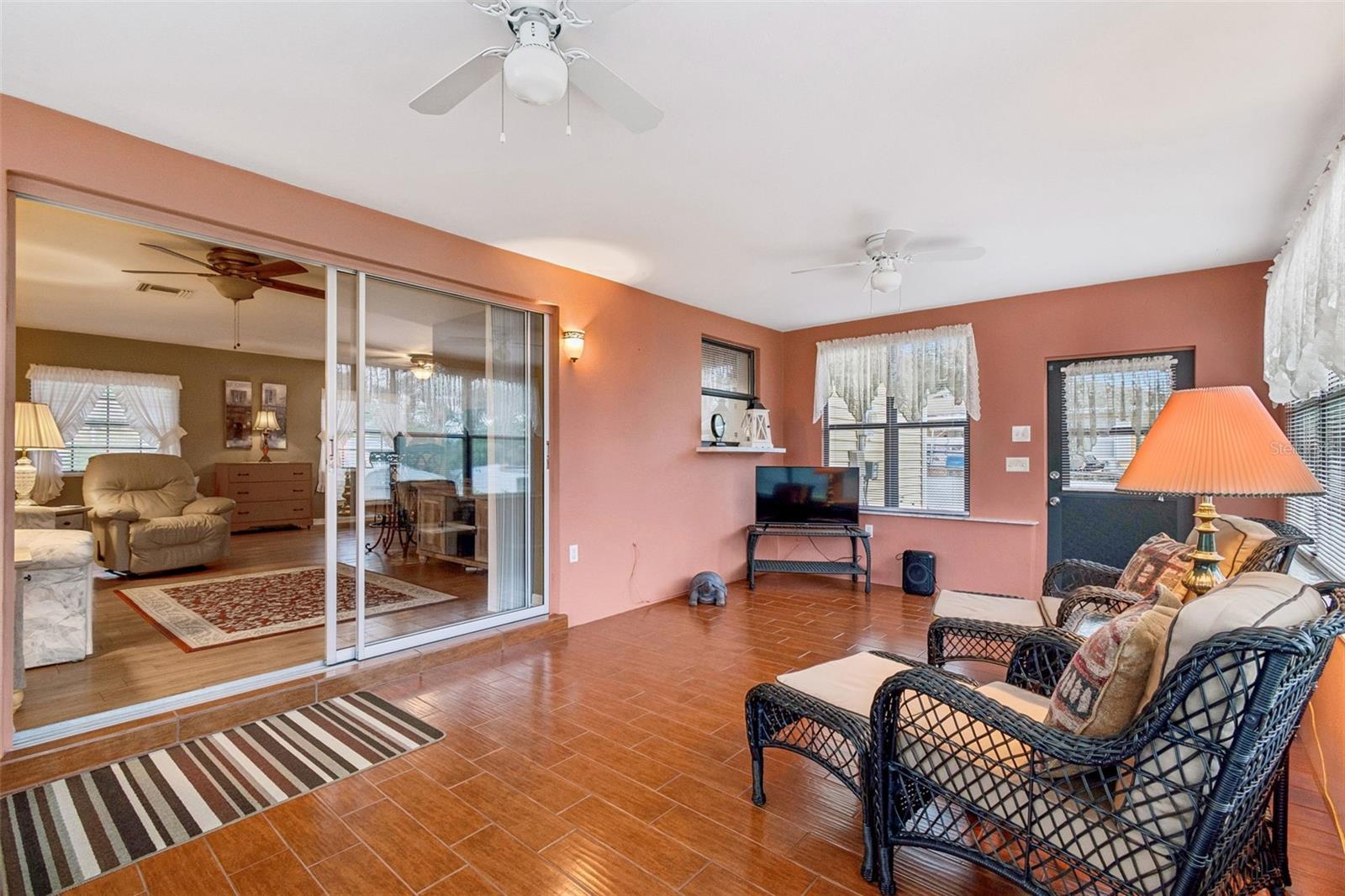 SPRING HILL - Residential