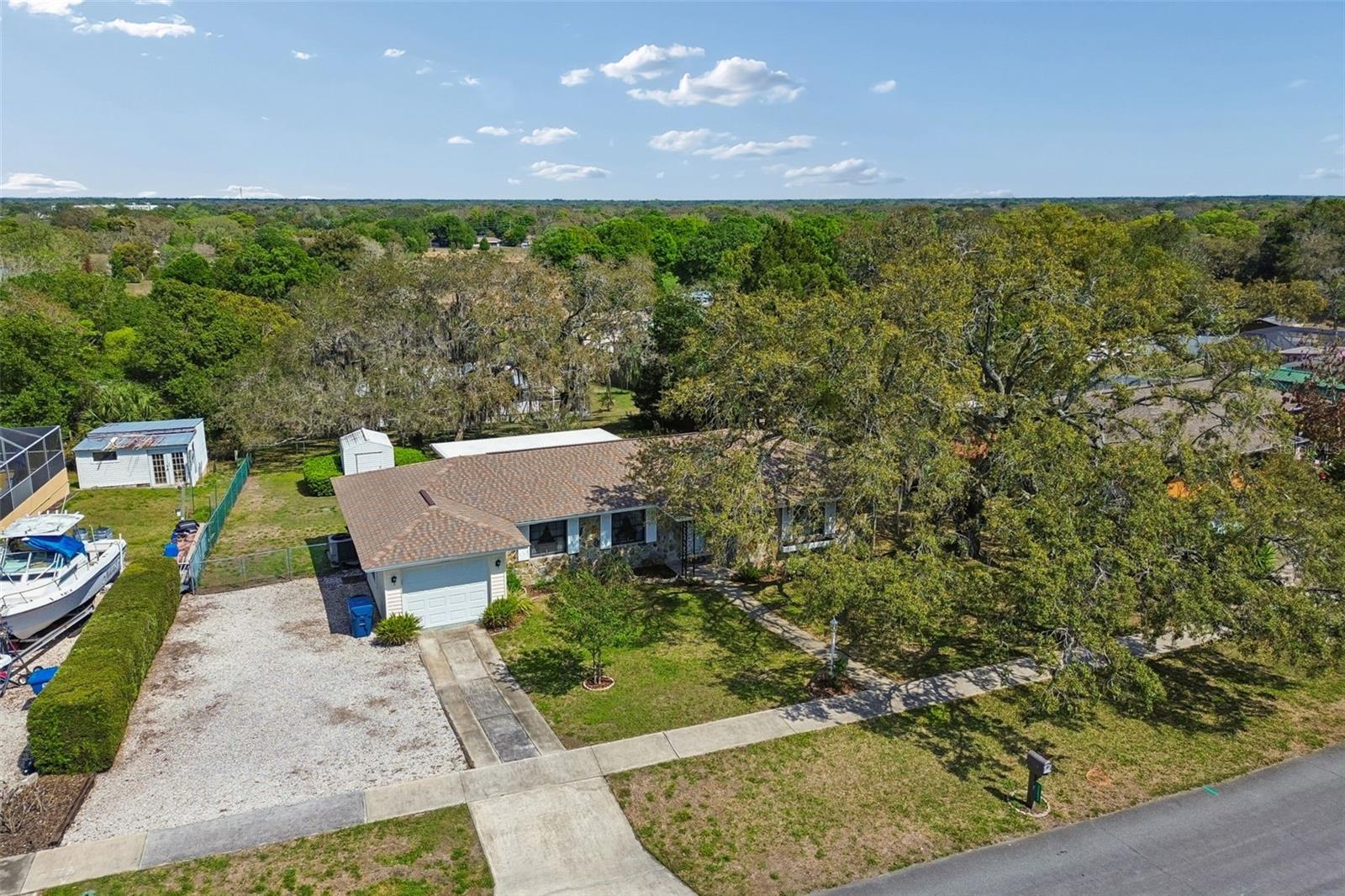 SPRING HILL - Residential