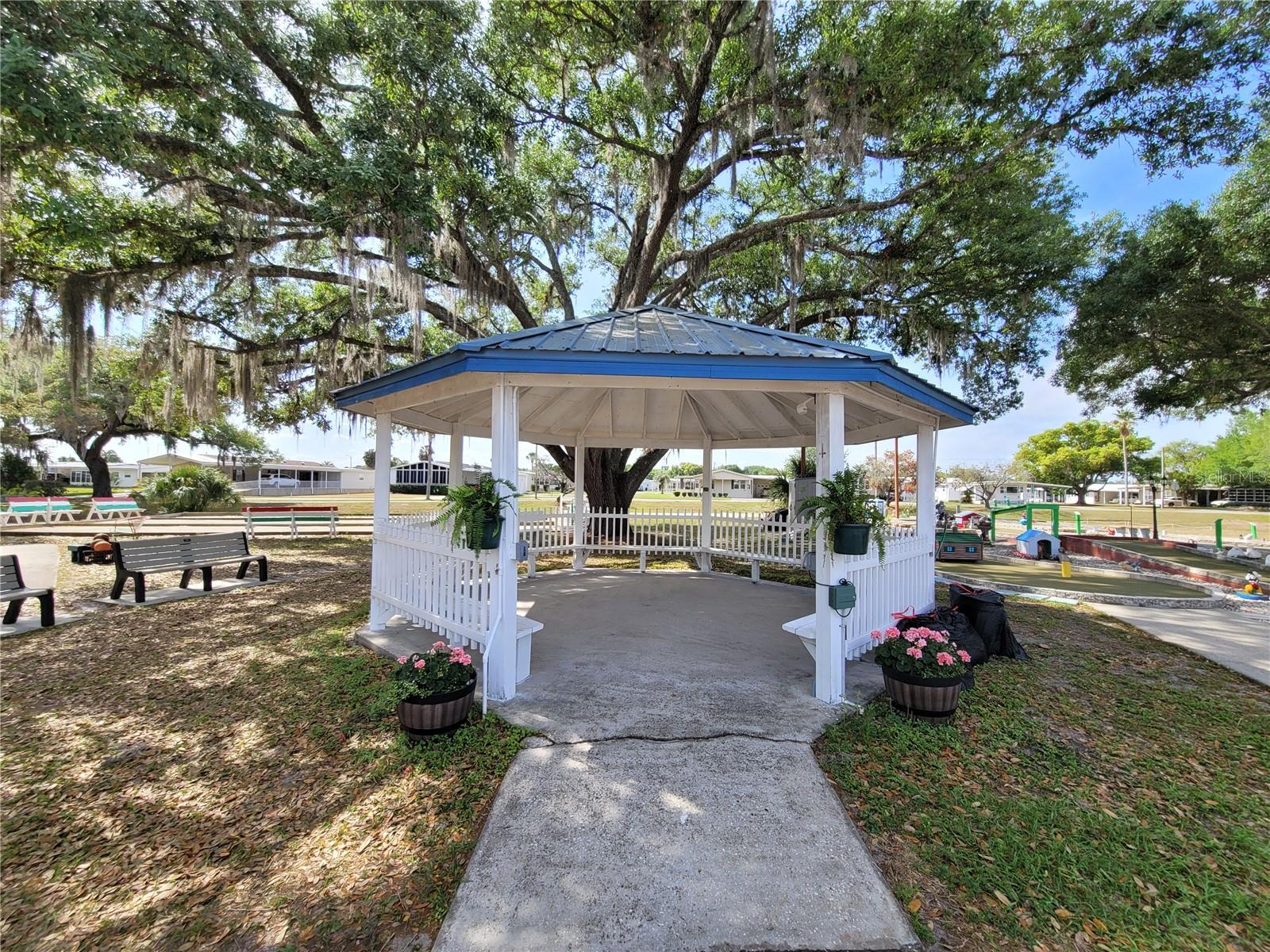 BETMAR ACRES - Residential