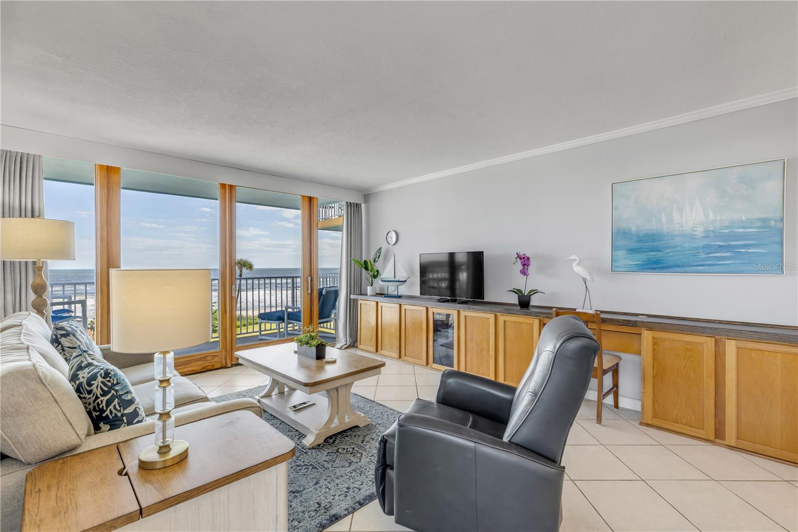 OCEAN VIEW TOWERS - Residential