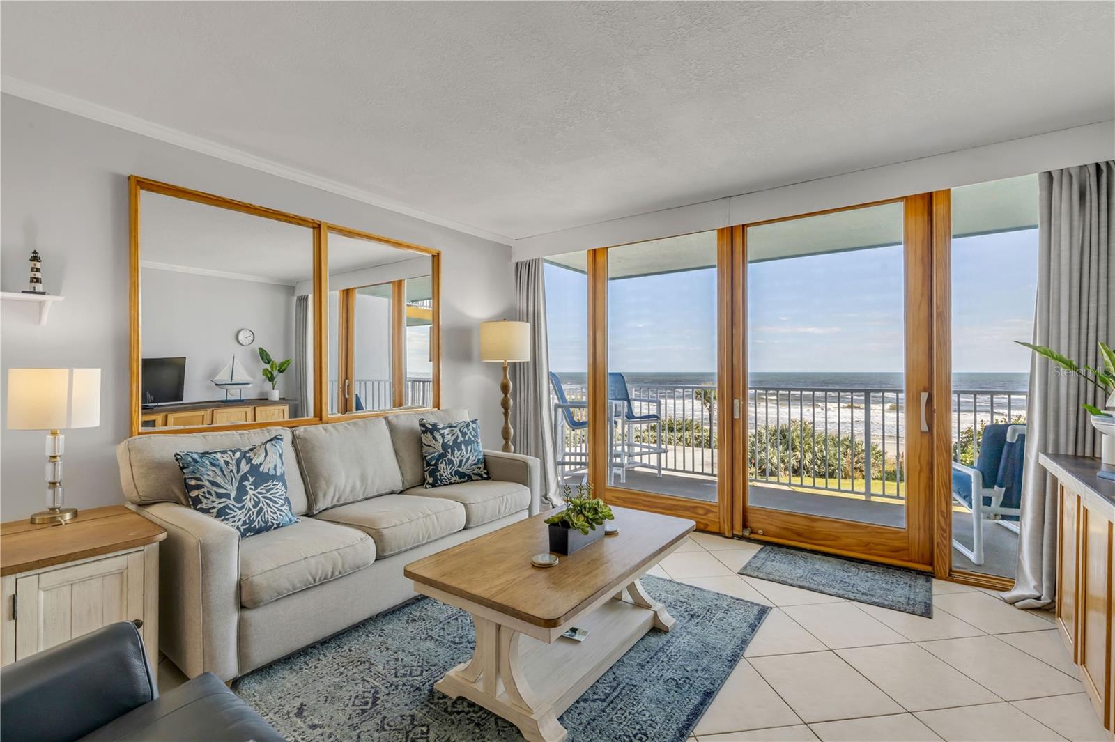 OCEAN VIEW TOWERS - Residential