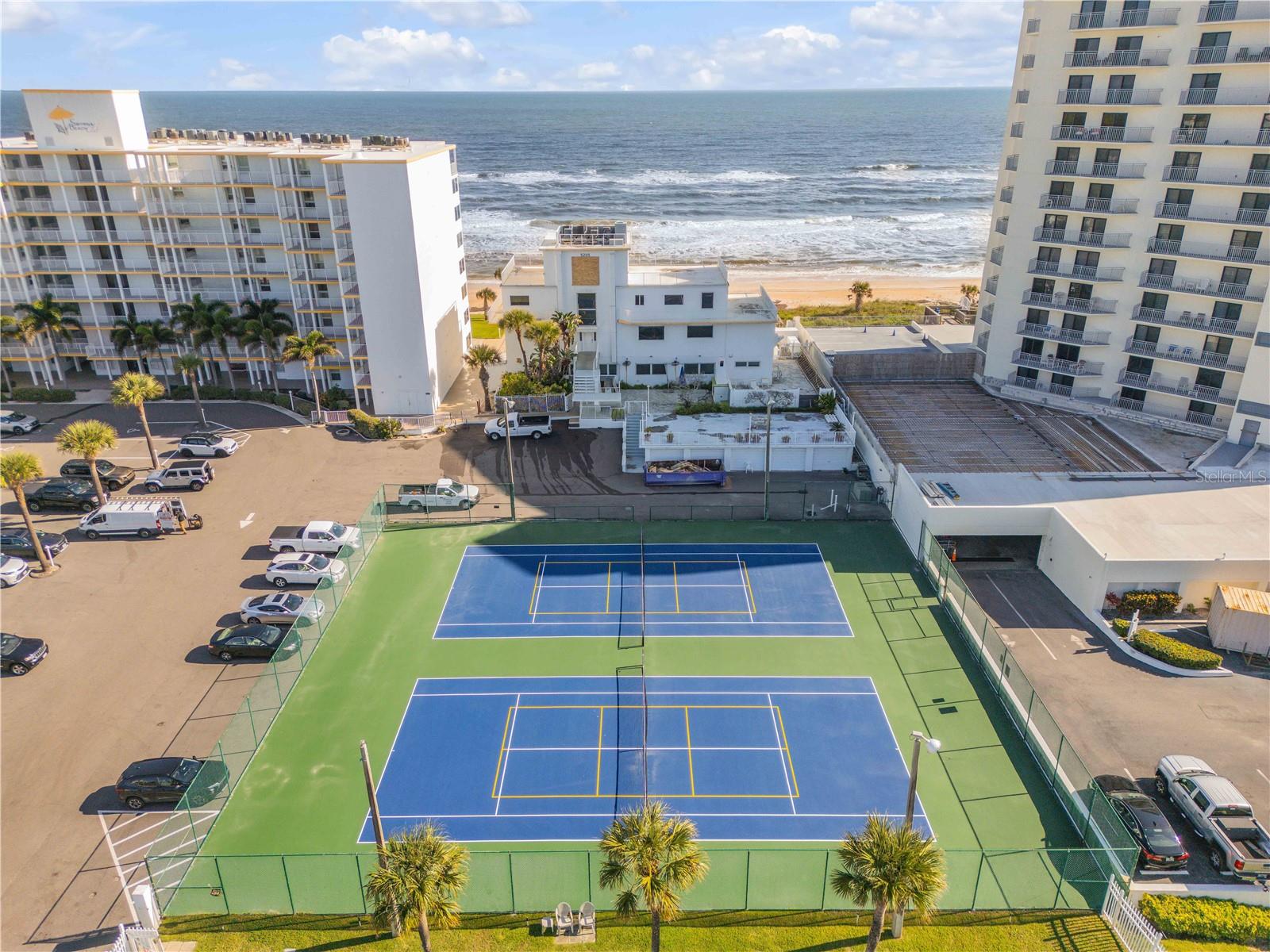 OCEAN VIEW TOWERS - Residential