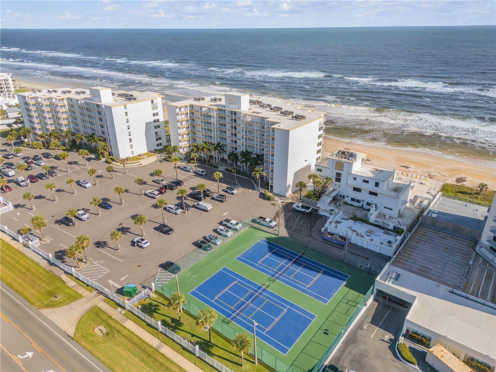 OCEAN VIEW TOWERS - Residential