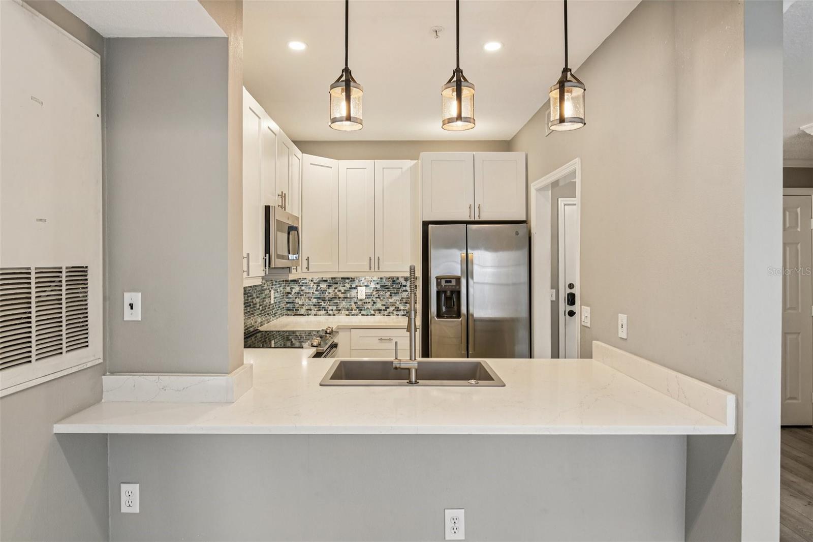 HYDE PARK WALK A CONDO - Residential