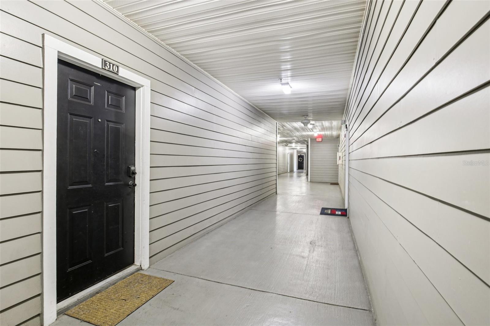 HYDE PARK WALK A CONDO - Residential