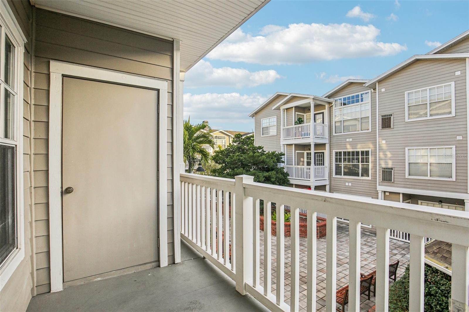 HYDE PARK WALK A CONDO - Residential