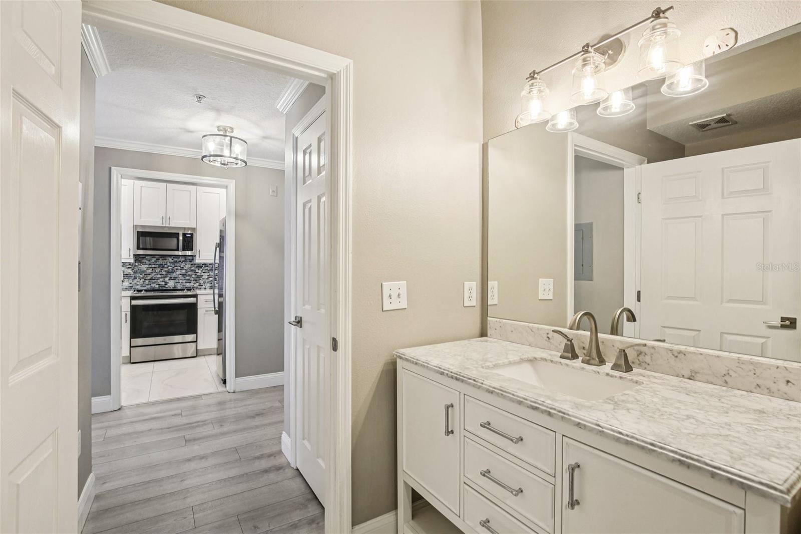 HYDE PARK WALK A CONDO - Residential