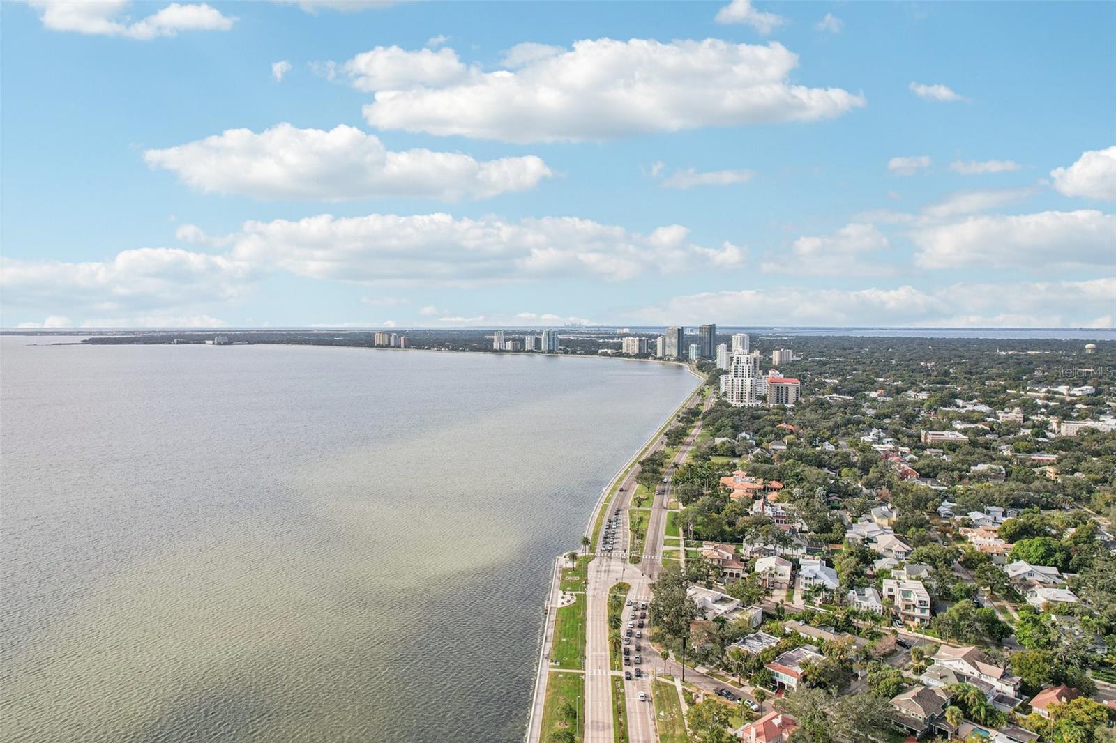 HYDE PARK WALK A CONDO - Residential