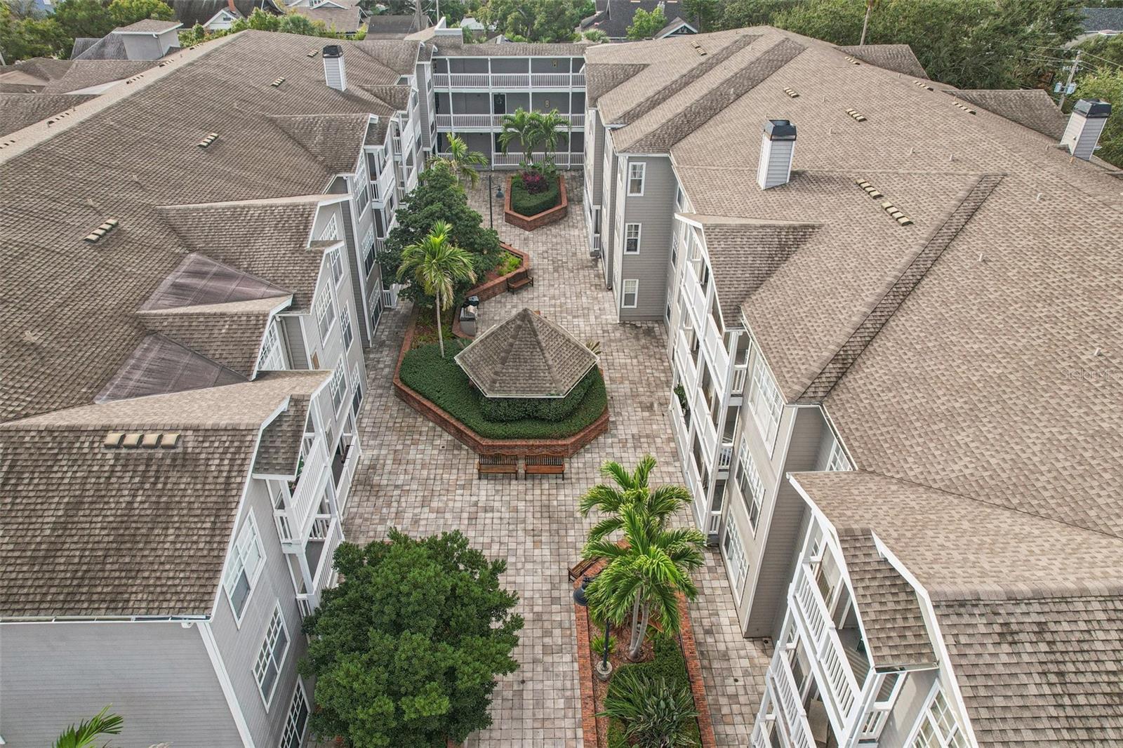 HYDE PARK WALK A CONDO - Residential