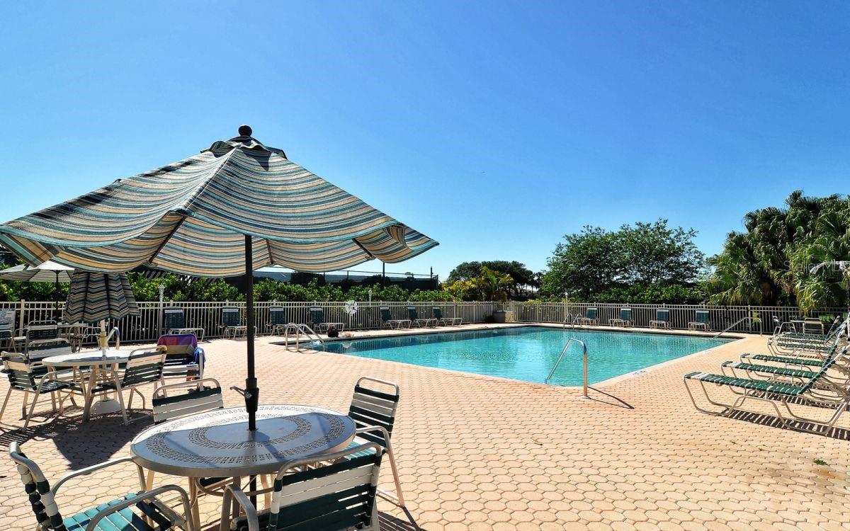 STONEYBROOK FAIRWAY VERANDAS 2 - Residential Lease