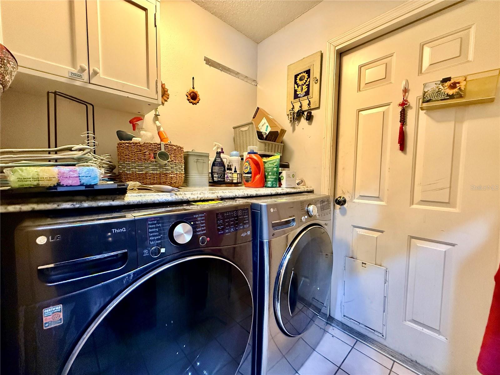 FIELDSTONE VILLAGE AT WOODFIELD ADD - Residential