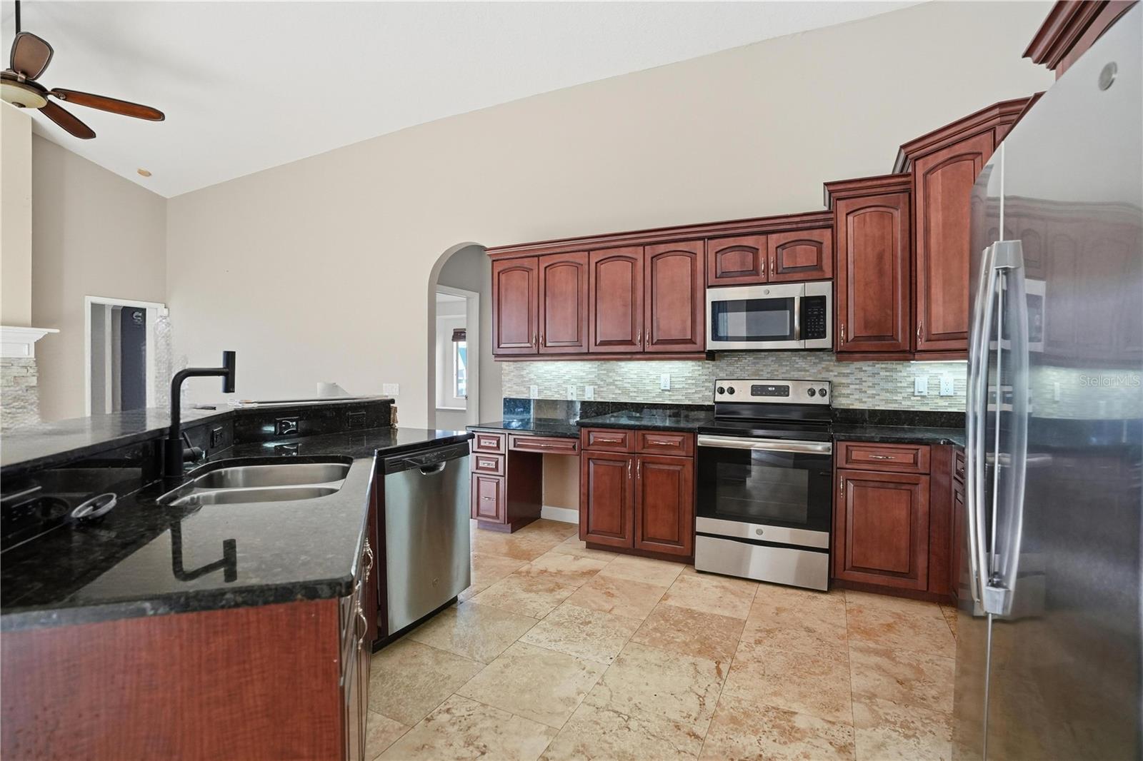 GOLFERS CLUB ESTATE - Residential