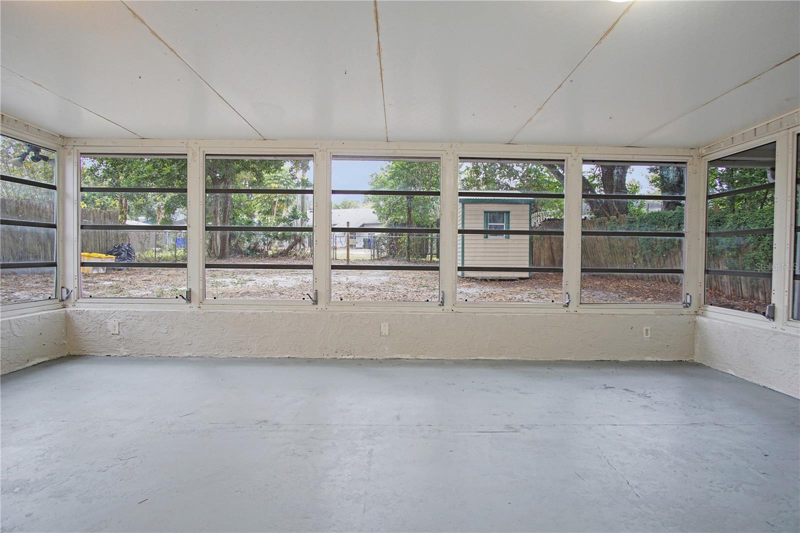 SHORE ACRES - Residential Lease