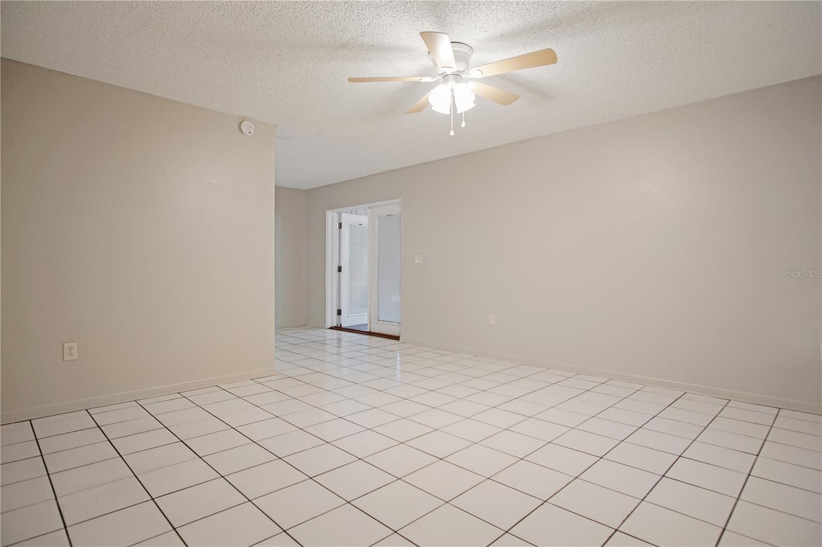 SHORE ACRES - Residential Lease