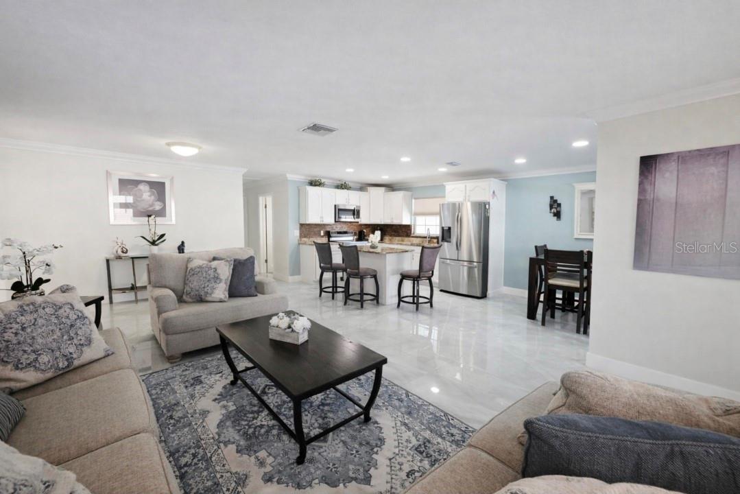 APOLLO BEACH UNIT ONE PT ONE - Residential