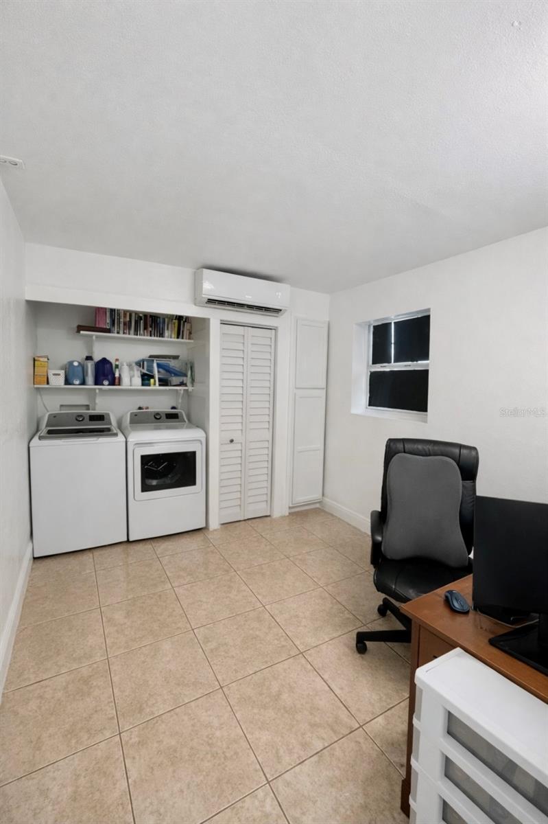 APOLLO BEACH UNIT ONE PT ONE - Residential
