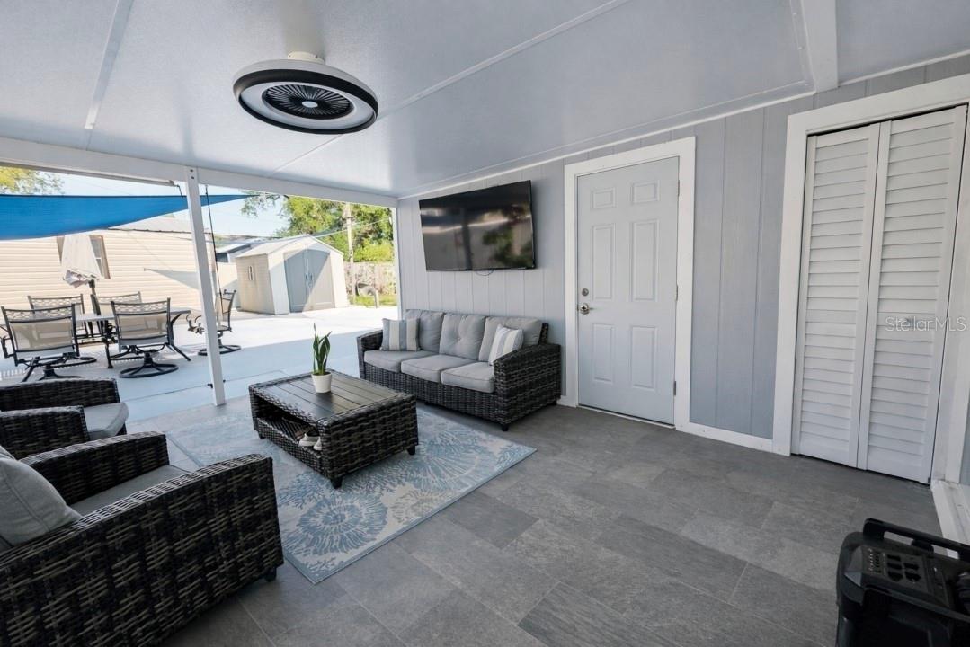APOLLO BEACH UNIT ONE PT ONE - Residential