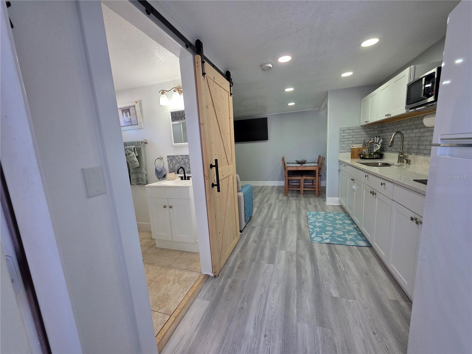 APOLLO BEACH UNIT ONE PT ONE - Residential