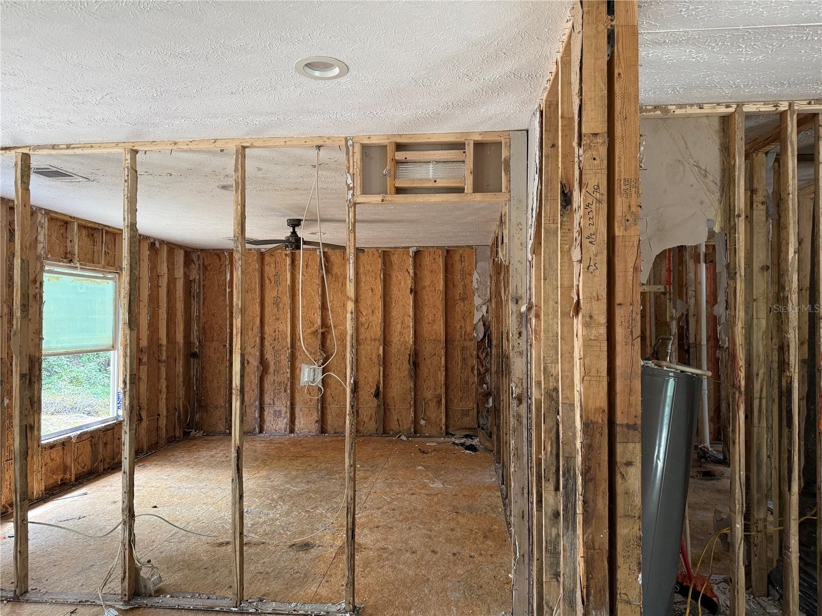 4319 POCAHONTAS DRIVE