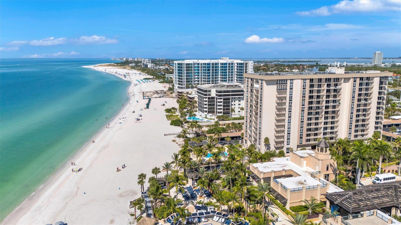 LIDO BEACH CLUB - Residential