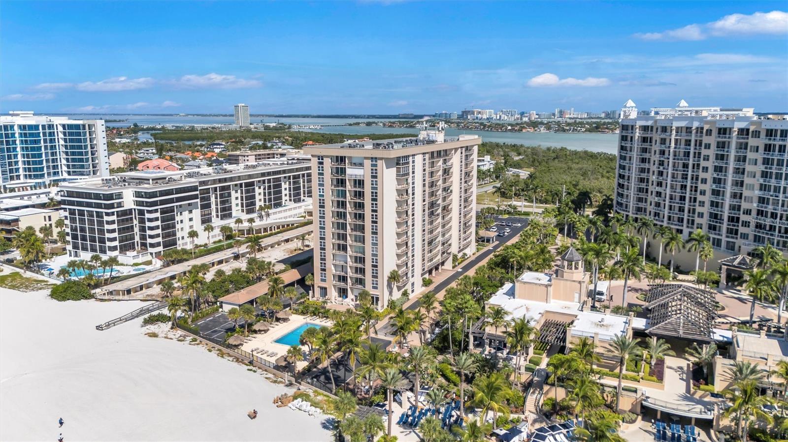 LIDO BEACH CLUB - Residential