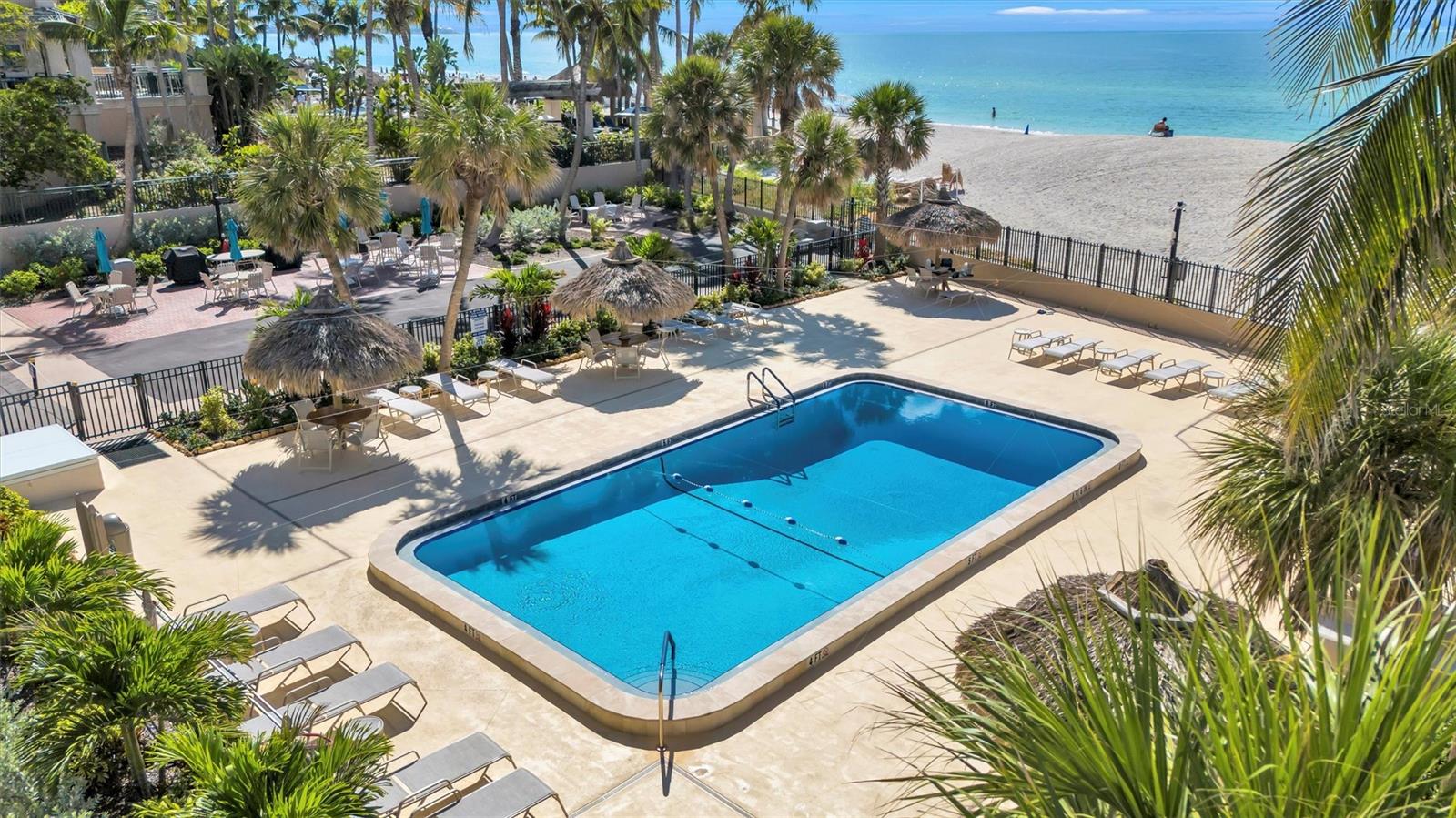 LIDO BEACH CLUB - Residential