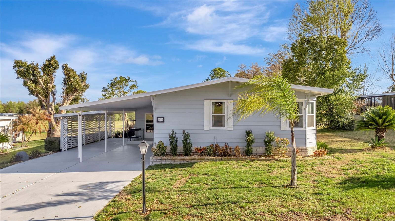 ZELLWOOD STATION COOP MH PARK - Residential