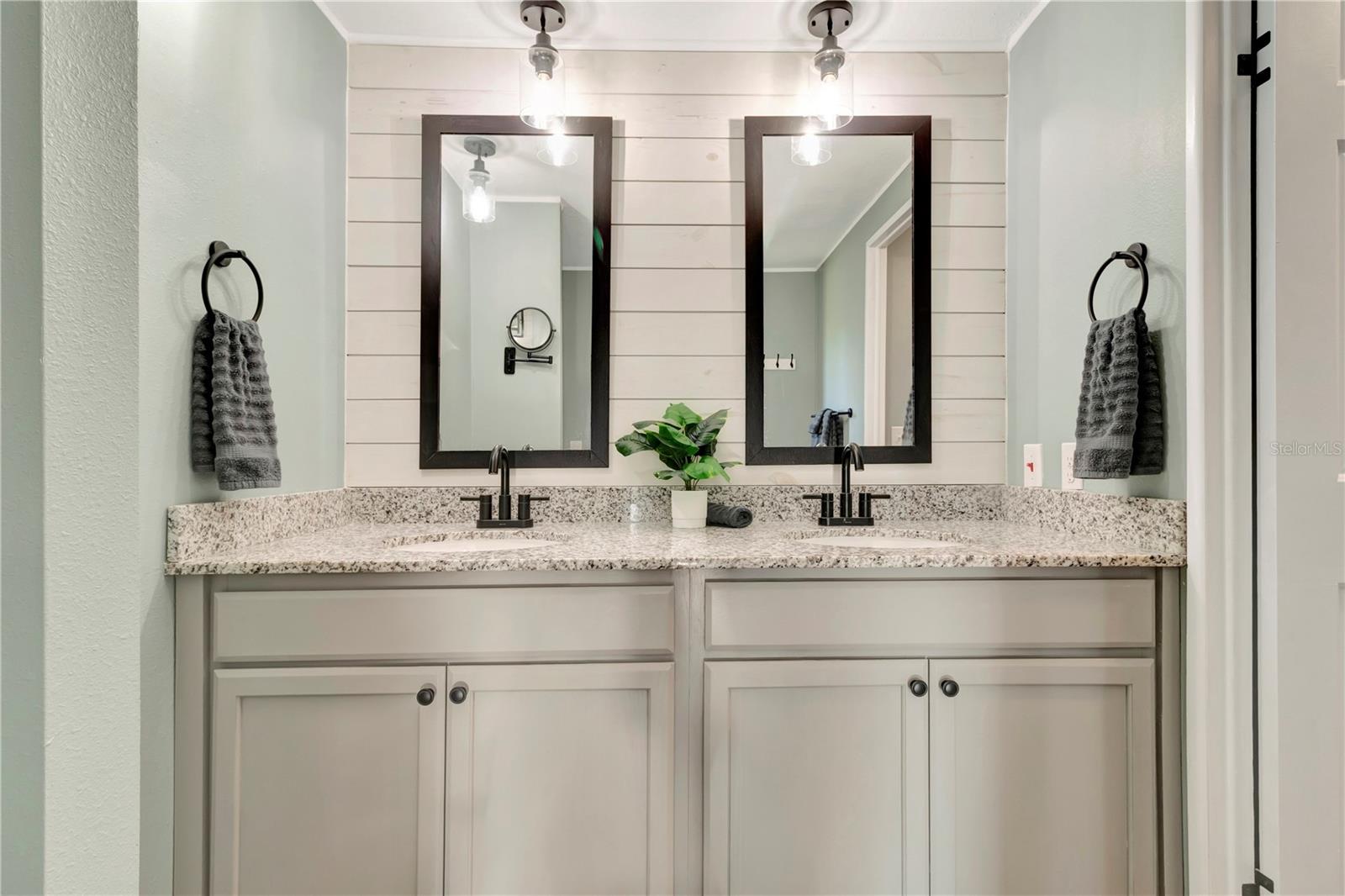 ZELLWOOD STATION COOP MH PARK - Residential