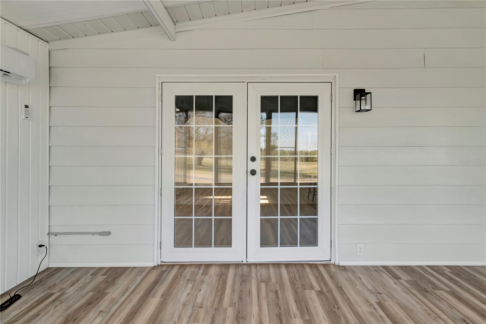 ZELLWOOD STATION COOP MH PARK - Residential