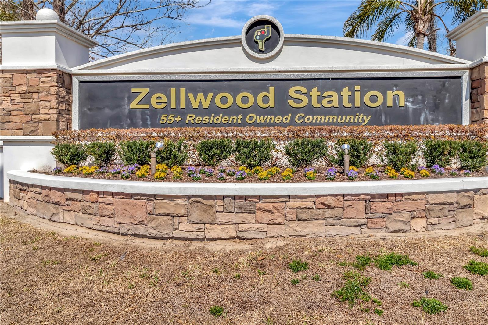 ZELLWOOD STATION COOP MH PARK - Residential