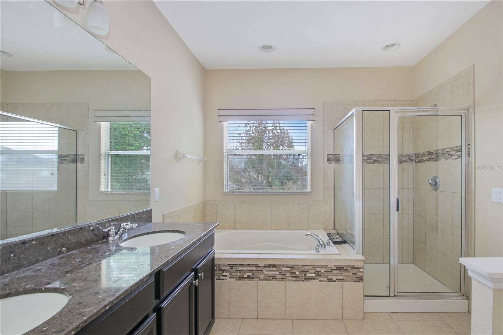 CLIFTON PARK - Residential