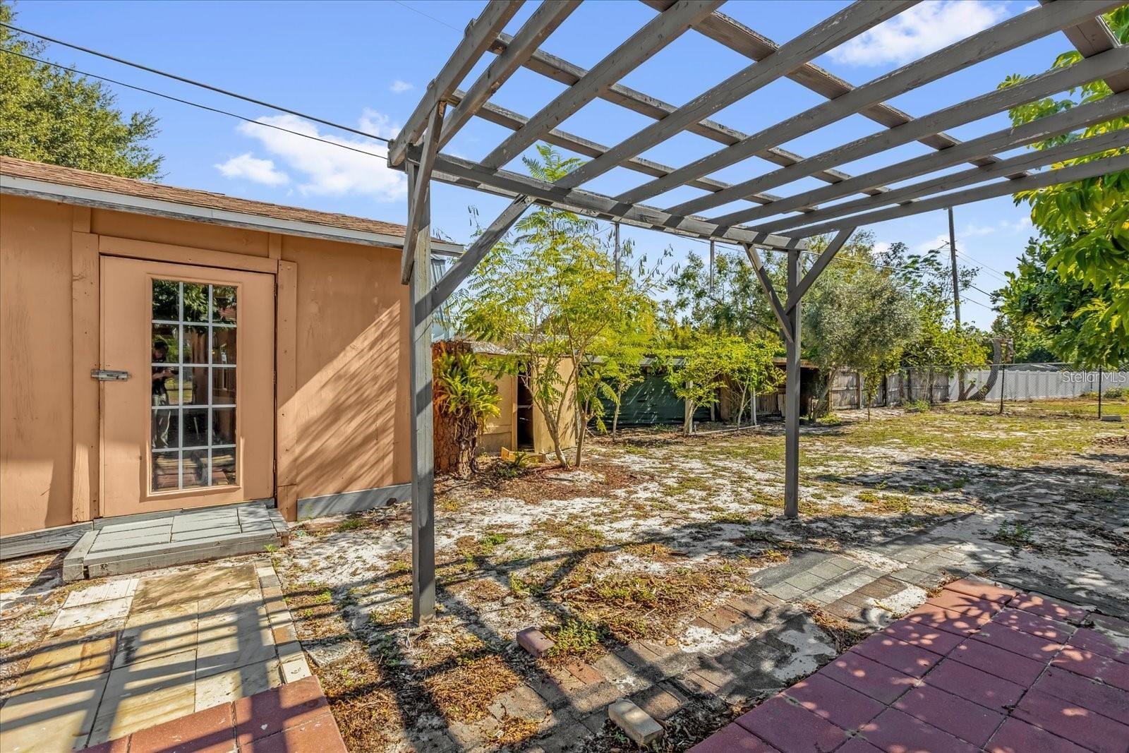 GOLDEN HEIGHTS - Residential