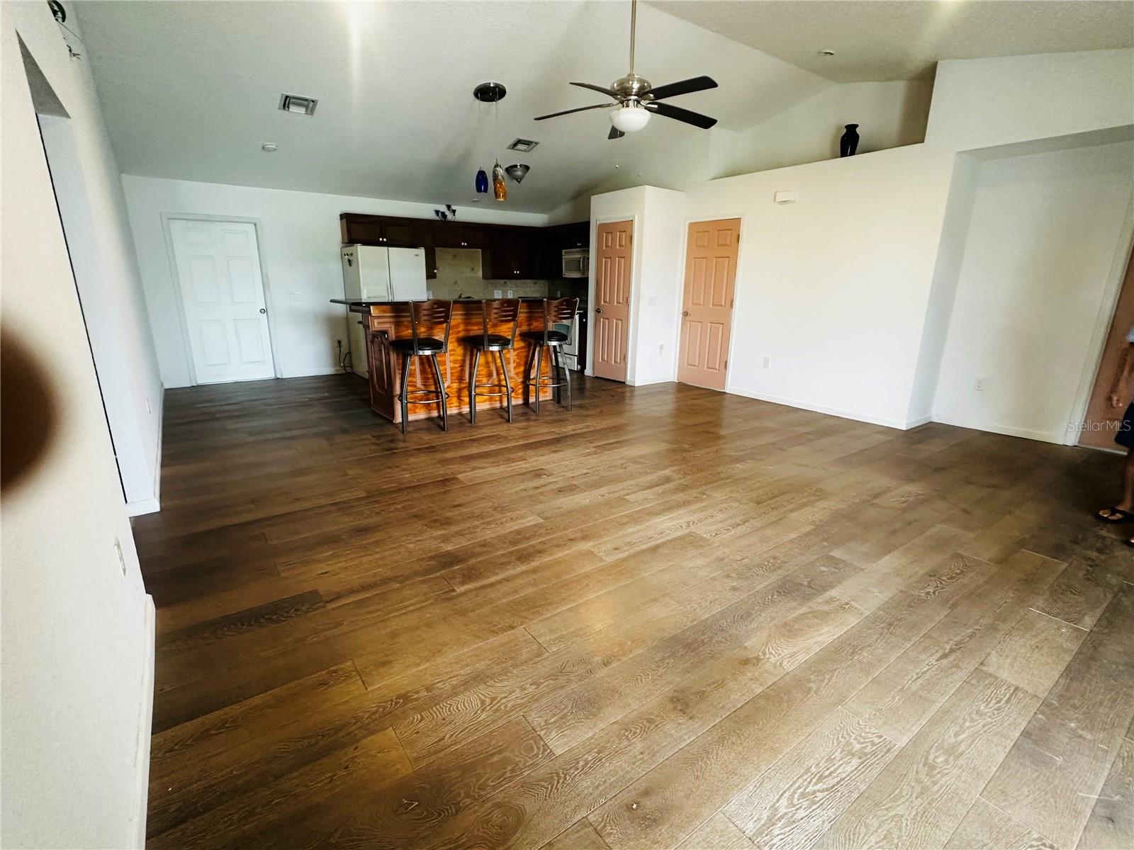 GOLDEN HEIGHTS - Residential