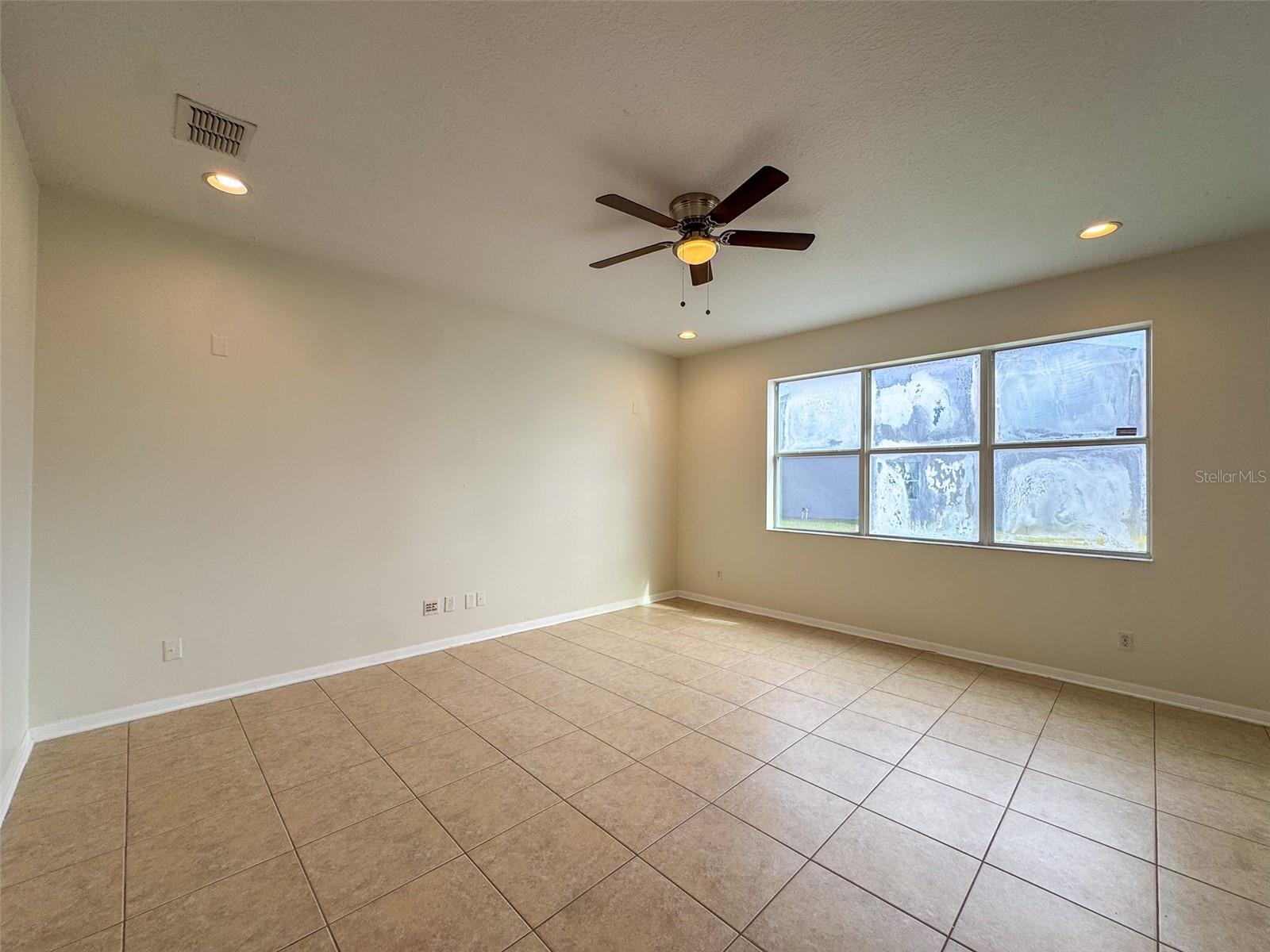 EASTON PARK PH 3 - Residential Lease