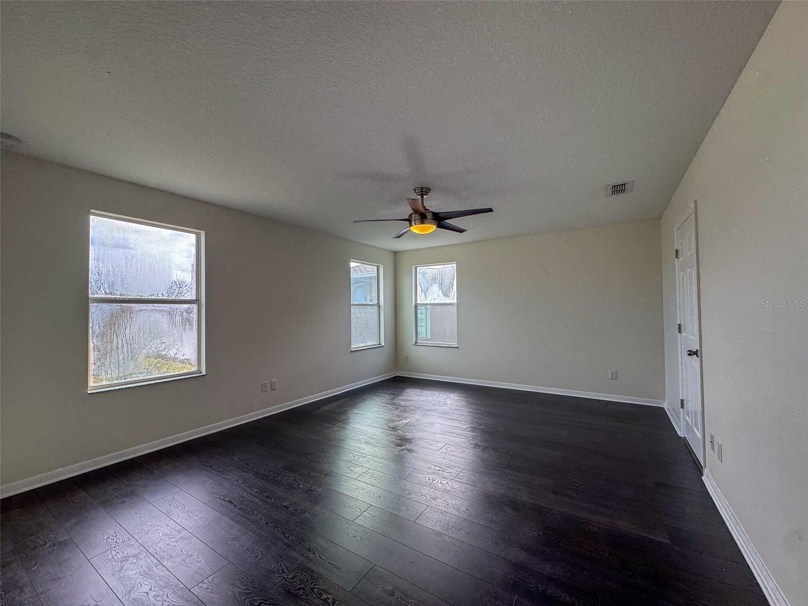 EASTON PARK PH 3 - Residential Lease