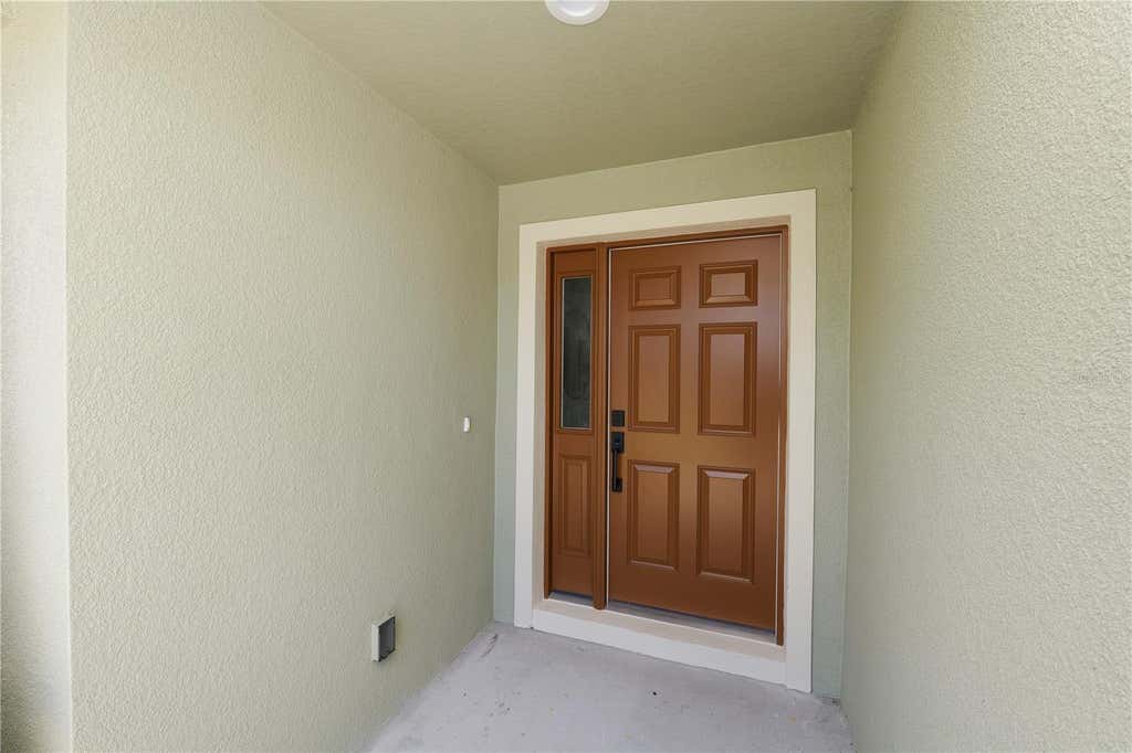 Photo of 23 St St S, Eagle Lake, FL 33839 (MLS # L4964396)
