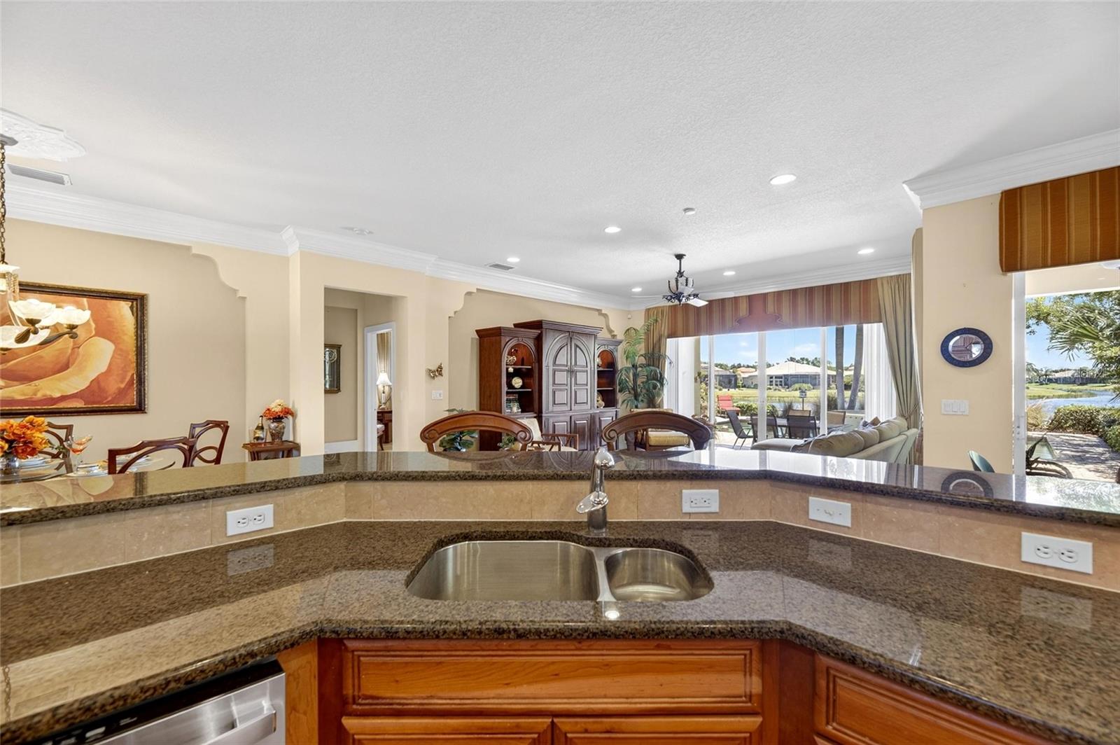 VALENCIA LAKES PH 1 - Residential