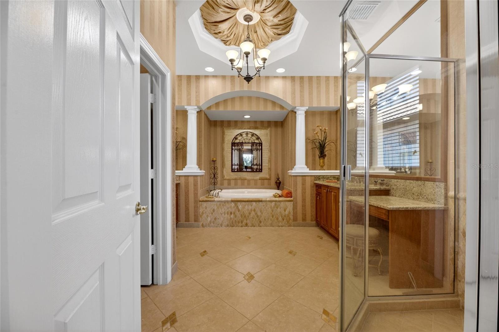 VALENCIA LAKES PH 1 - Residential