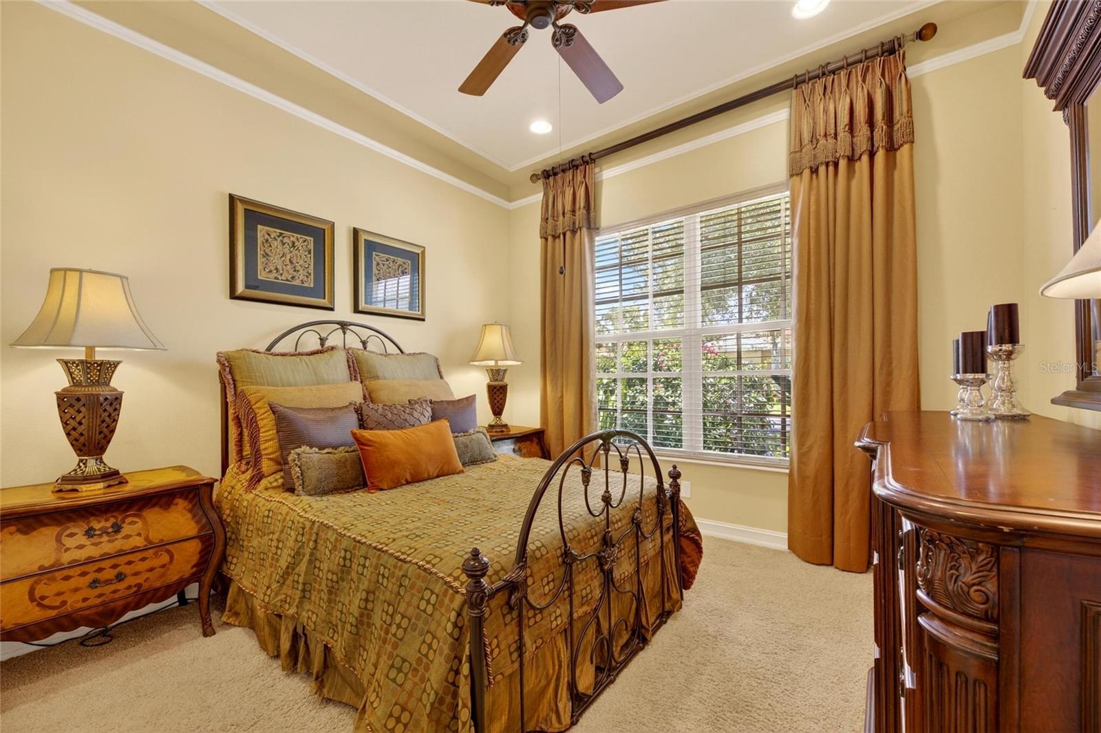 VALENCIA LAKES PH 1 - Residential