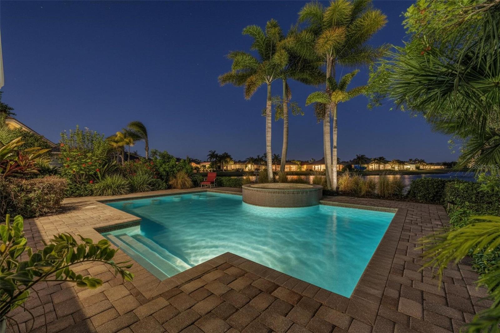 VALENCIA LAKES PH 1 - Residential