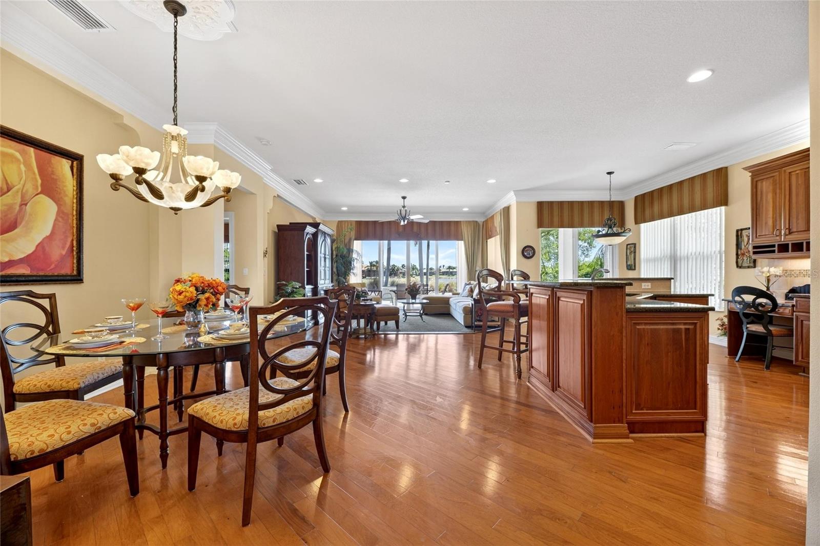 VALENCIA LAKES PH 1 - Residential