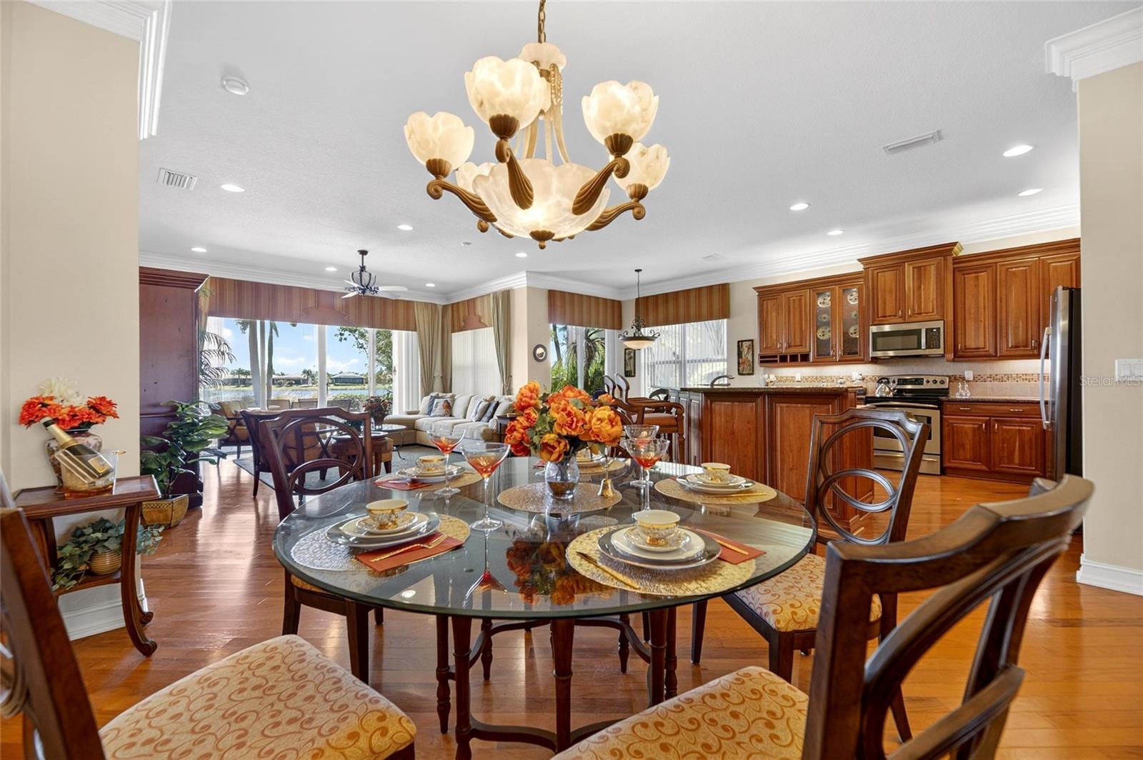 VALENCIA LAKES PH 1 - Residential