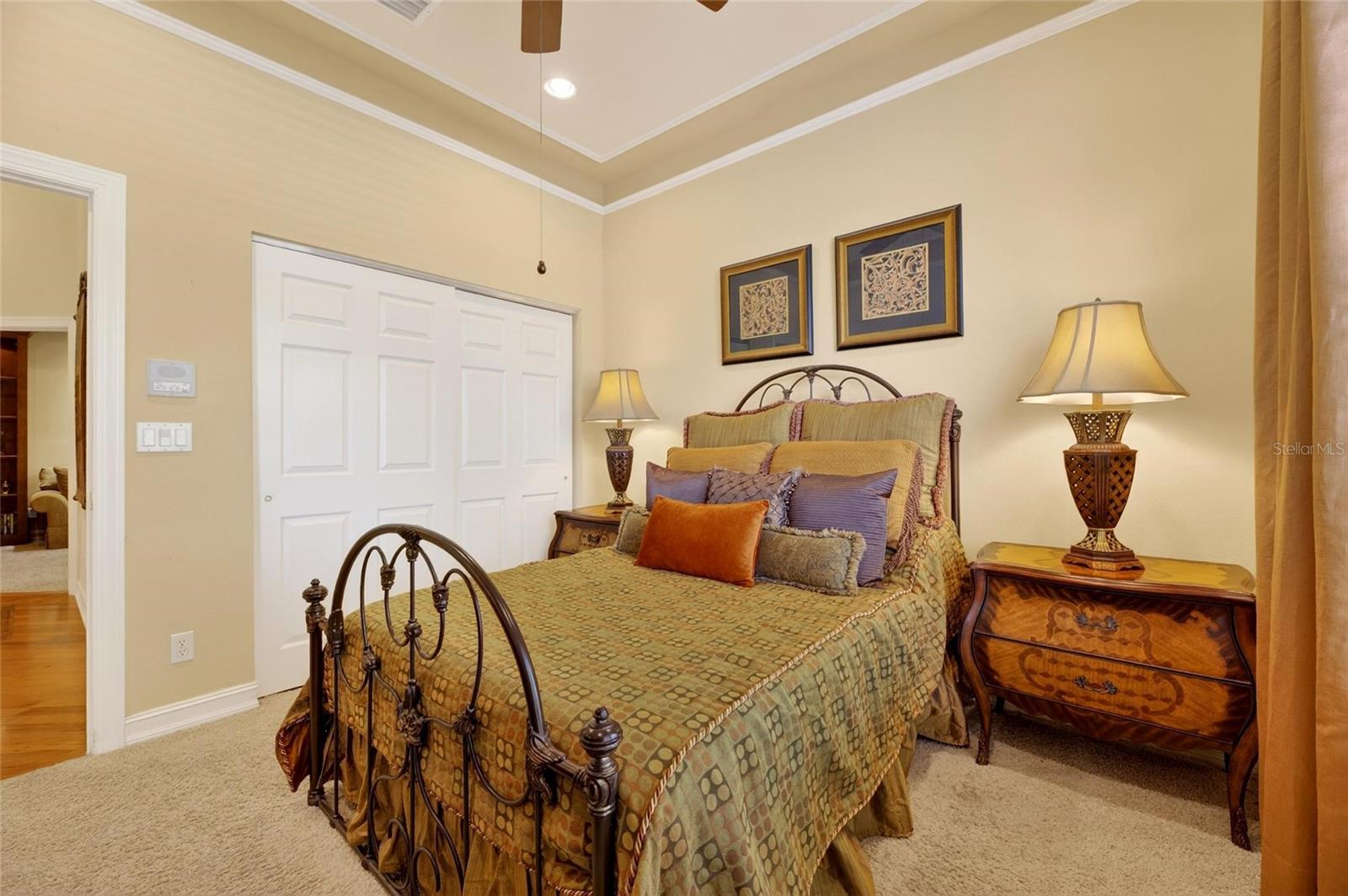 VALENCIA LAKES PH 1 - Residential