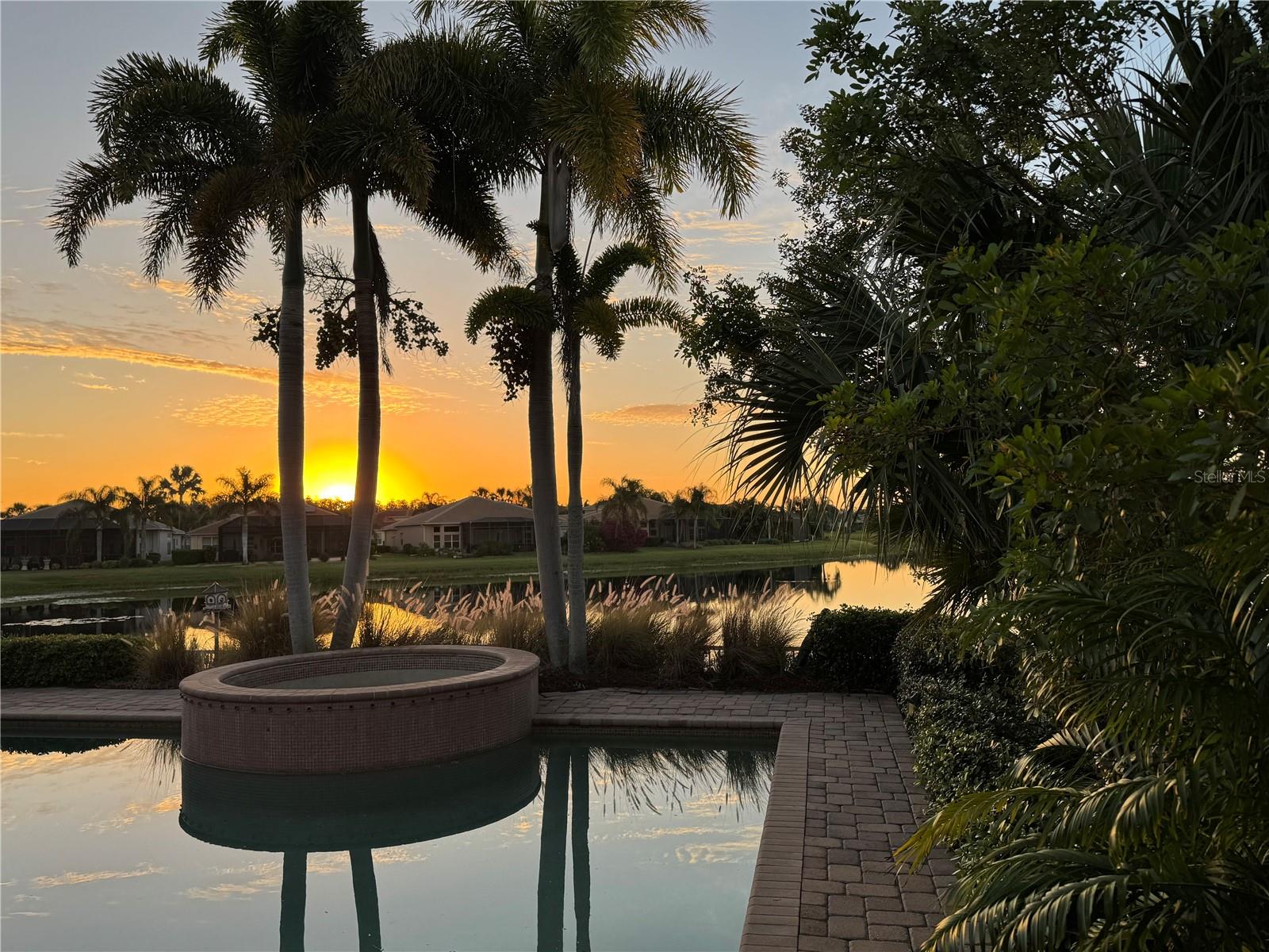 VALENCIA LAKES PH 1 - Residential