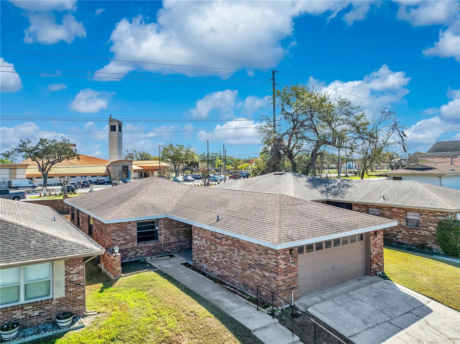 VILLAS III - Residential