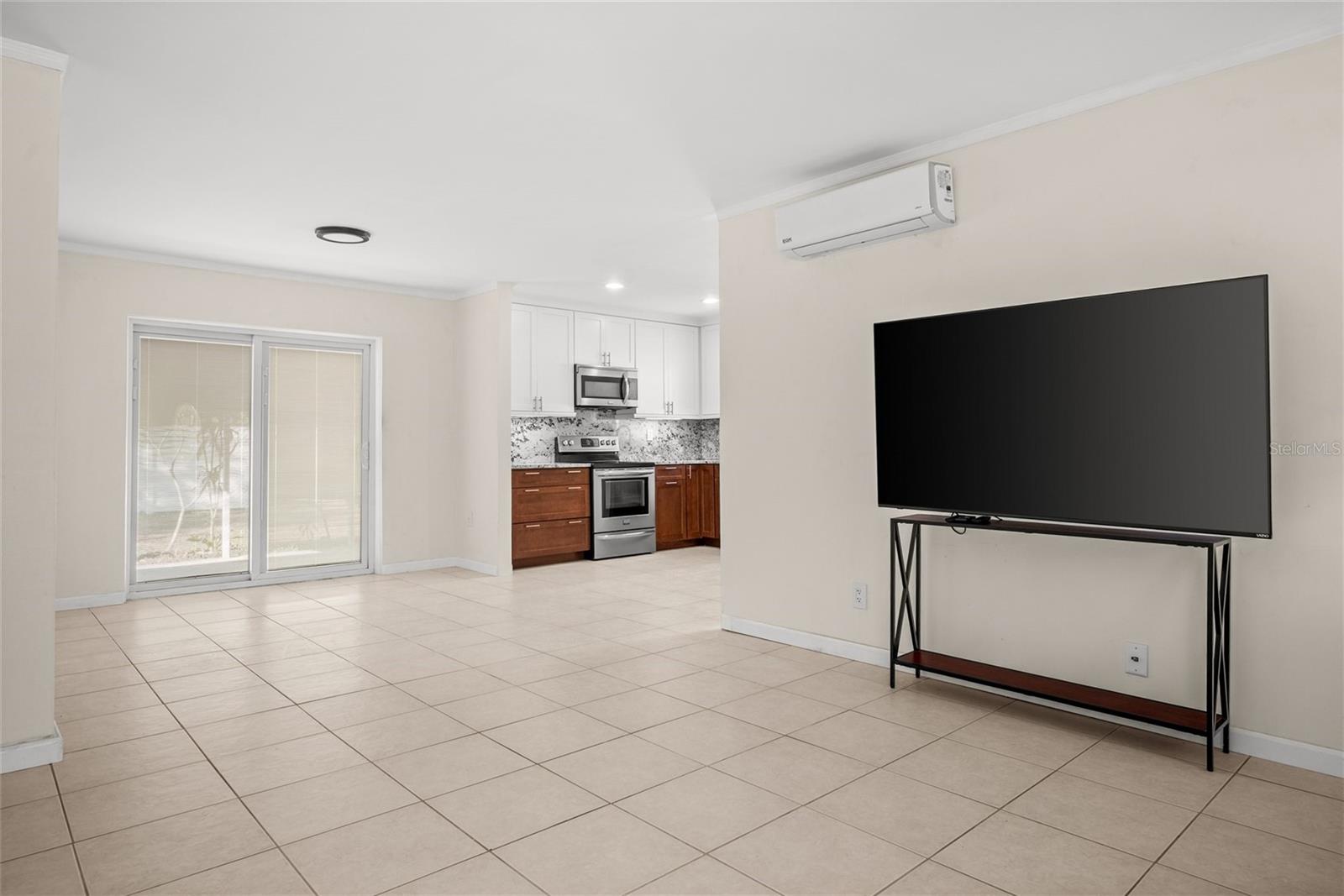 EUCLID HIGHLANDS - Residential