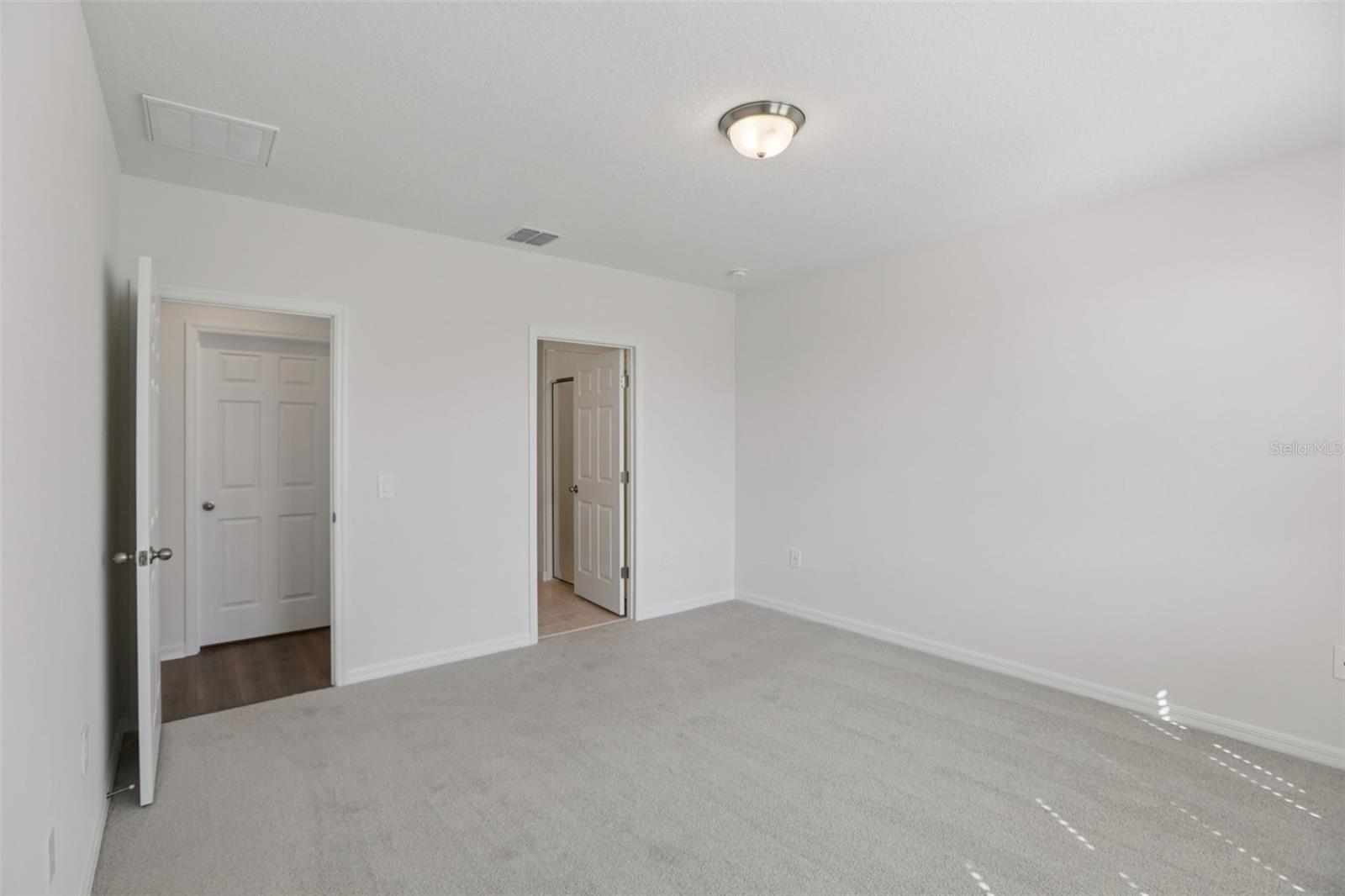 SPRINGS AT LAKE ALFRED - Residential