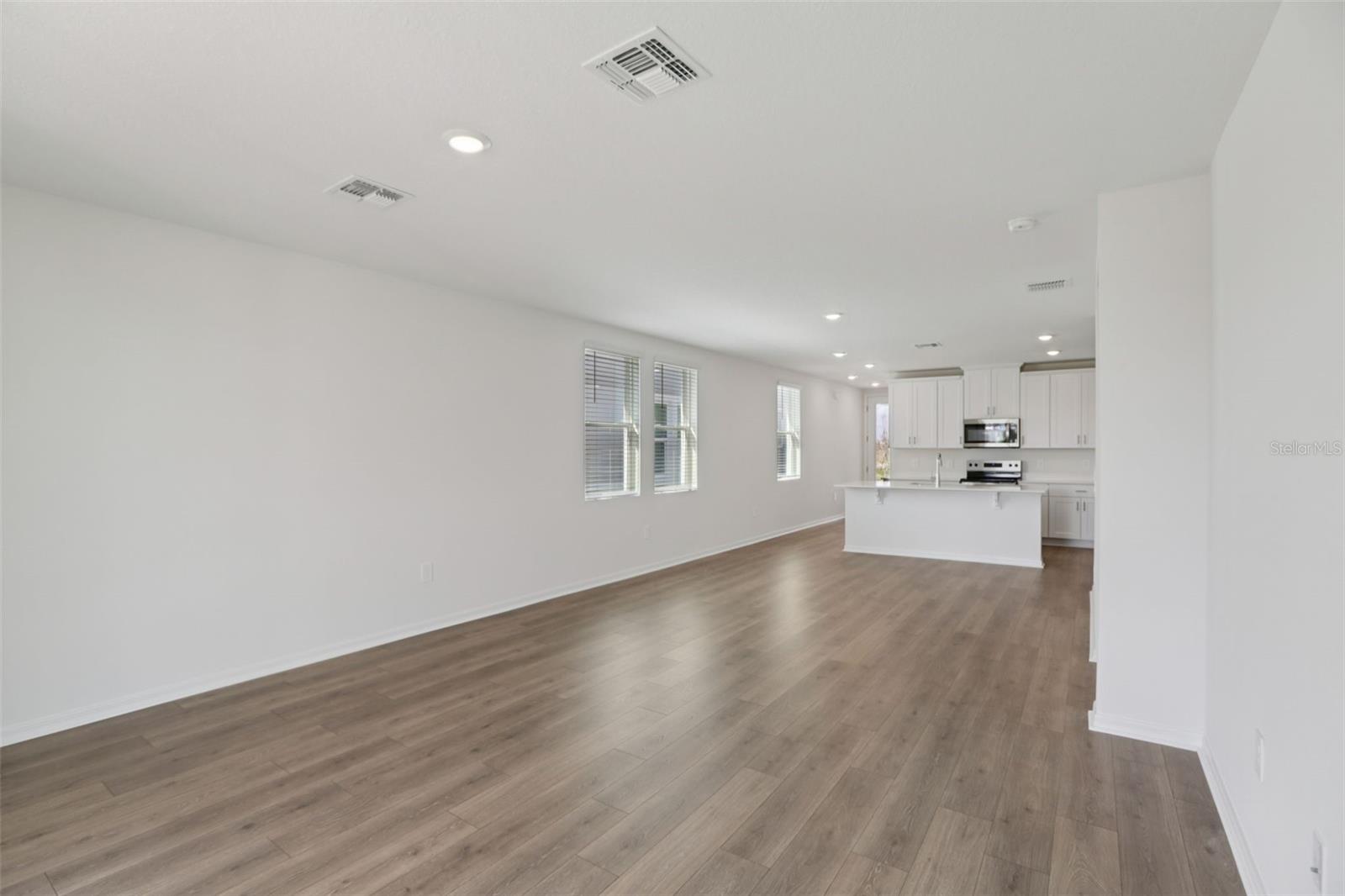 SPRINGS AT LAKE ALFRED - Residential