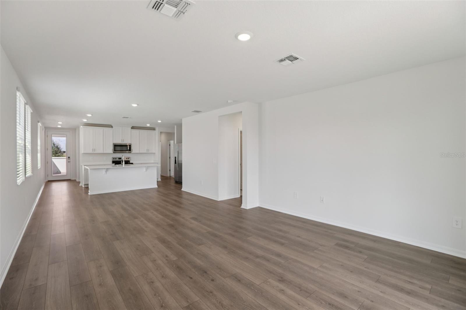 SPRINGS AT LAKE ALFRED - Residential