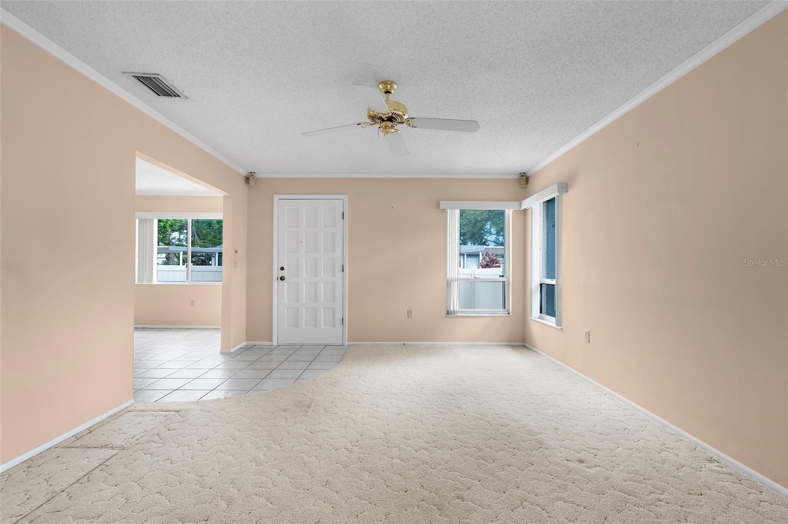 COURTYARD SQUARE - Residential